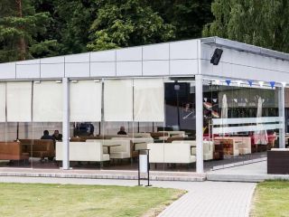 Система Dorma HSW - трансформируемые перегородки из стекла на заказ.