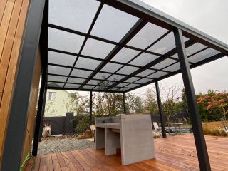 Купить стеклянные навесы для дома в Минске
