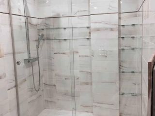 Купить стеклянную душевую кабину в Минске