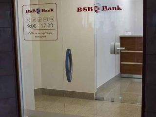 Купить стеклянные перегородки для дома в Минске